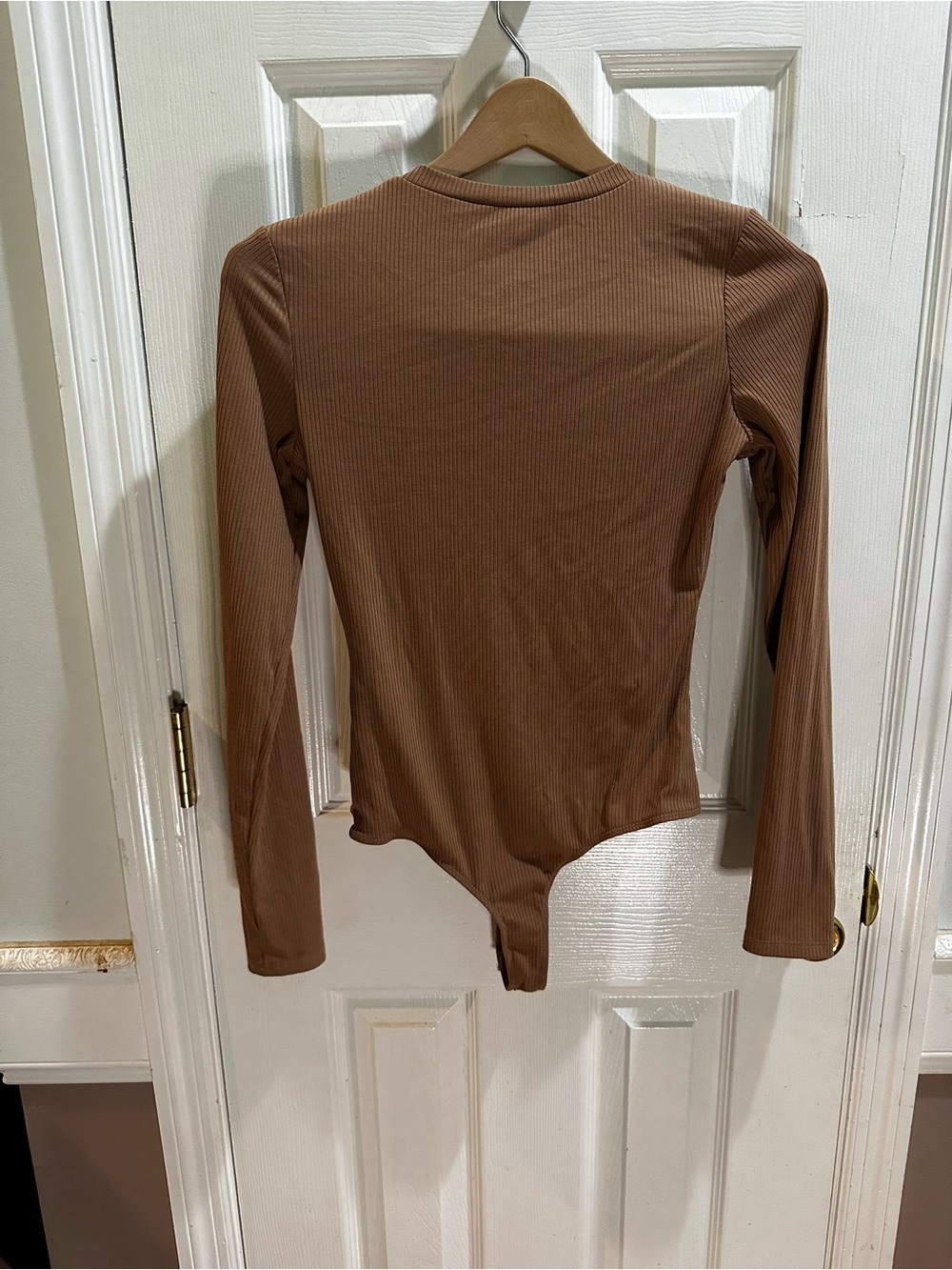 ASTR The Label Henley Bodysuit Taupe Ribbed Minimalist Neutral Small - Picture 4 of 8